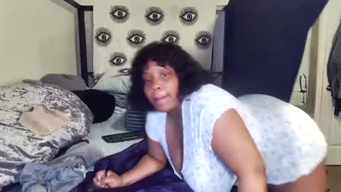 LAUREN LUSH online show from 18, 1, 2026