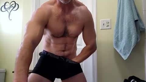 waynekent80 online show from 9, 2, 2026