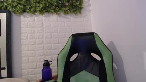 Trixie 3 online show from 31, 1, 2025