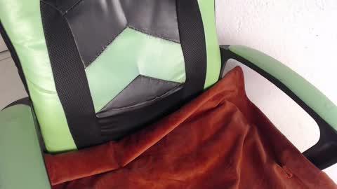 Trixie 3 online show from 29, 11, 2025