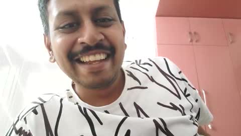 sexyguy online show from 9, 9, 2025