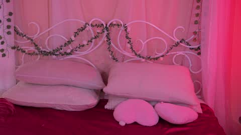 wednesday_evans online show from 5, 4, 2026