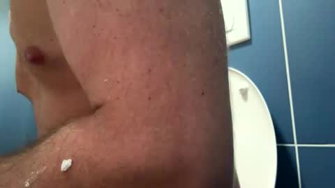 Snapshot of welcomhome chatting on 14, 11, 2025 welcomhome online show from 14, 11, 2025