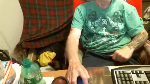 WOMEN MAKE MY COCK THROB online show from 6, 6, 2026