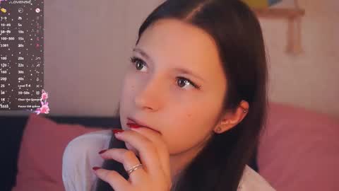 Nora online show from 27, 10, 2025