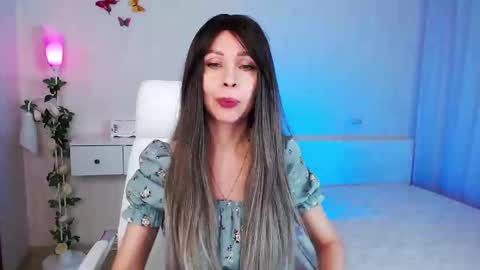 Snapshot of wendifoster chatting on 17, 1, 2025 Wendi Foster online show from 17, 1, 2025