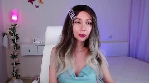 Snapshot of wendifoster chatting on 7, 3, 2025 Wendi Foster online show from 7, 3, 2025