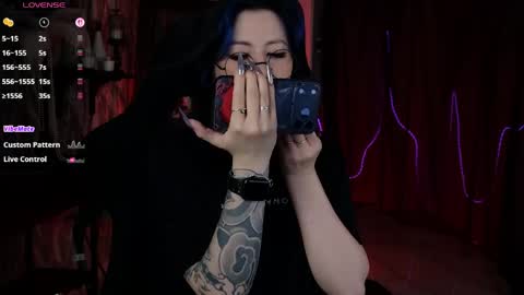little girl who is always rightLisa online show from 5, 6, 2026