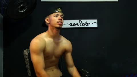 Snapshot of wesley_77 chatting on 26, 5, 2026 wesley_77 online show from 26, 5, 2026