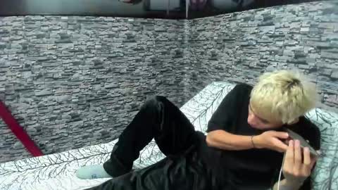 Wesley Boy online show from 13, 9, 2025