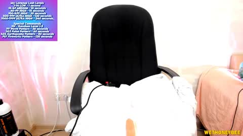 Mina online show from 3, 2, 2025