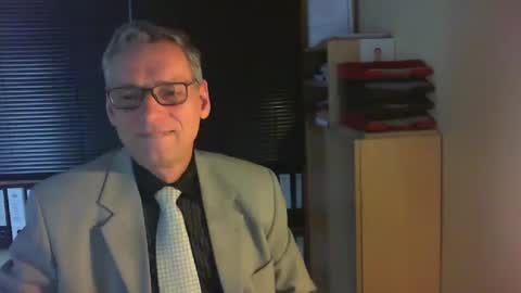 Snapshot of wetsuitedman chatting on 22, 2, 2025 Franz online show from 22, 2, 2025