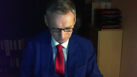 Snapshot of wetsuitedman chatting on 25, 2, 2025 Franz online show from 25, 2, 2025