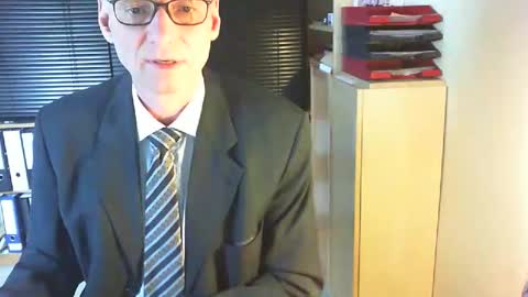 Snapshot of wetsuitedman chatting on 29, 3, 2026 Franz online show from 29, 3, 2026