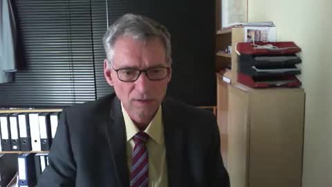 Snapshot of wetsuitedman chatting on 22, 4, 2026 Franz online show from 22, 4, 2026