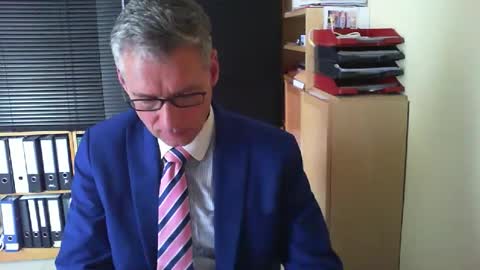 Snapshot of wetsuitedman chatting on 26, 5, 2026 Franz online show from 26, 5, 2026
