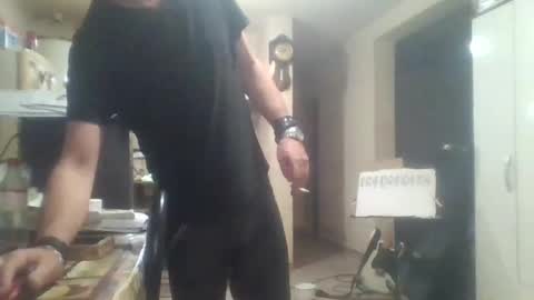 wg_colbert_noir online show from 16, 10, 2025