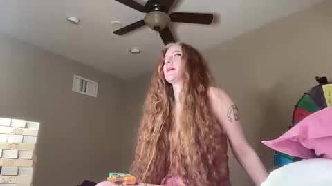 Madasyn Rose online show from 2, 2, 2026