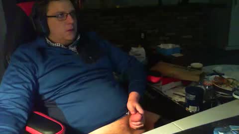 whateverdude555 online show from 27, 2, 2026