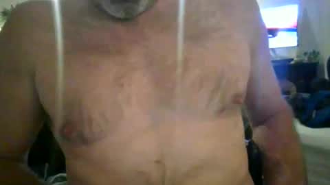 Snapshot of wheelhorny chatting on 14, 4, 2026 wheelhorny online show from 14, 4, 2026