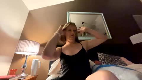 Snapshot of whisperlace chatting on 4, 10, 2025 Whisper online show from 4, 10, 2025