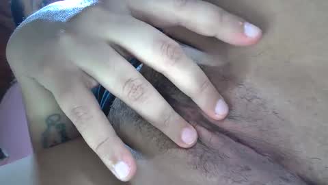 white_sexy_ online show from 7, 3, 2025