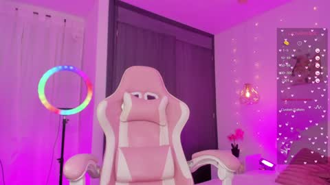 whiteatenea online show from 8, 2, 2025