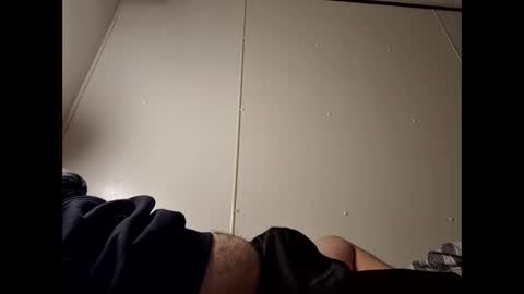 whiteboi9284 online show from 5, 12, 2025