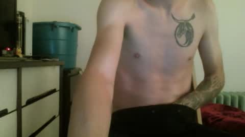 Snapshot of whiteboyslim21 chatting on 17, 12, 2025 whiteboyslim21 online show from 17, 12, 2025