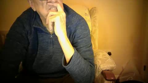 whitebriefs009 online show from 3, 12, 2025