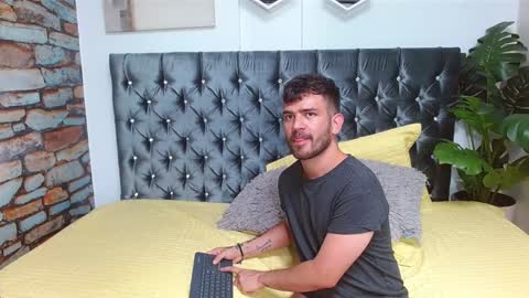 Dylan white online show from 8, 2, 2025