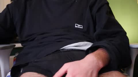 whiteeuropaboy online show from 14, 12, 2025