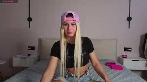 ASK ME  online show from 20, 5, 2026
