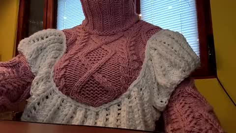 whitesweater online show from 18, 11, 2025