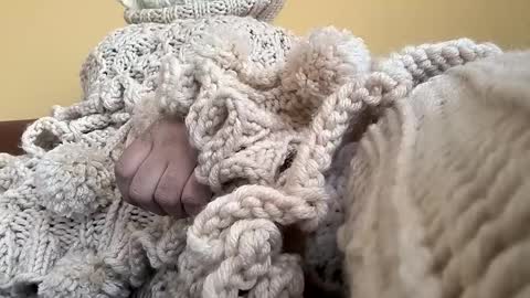 Snapshot of whitesweater chatting on 2, 4, 2026 whitesweater online show from 2, 4, 2026