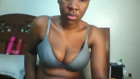 whitney_ly online show from 11, 6, 2026