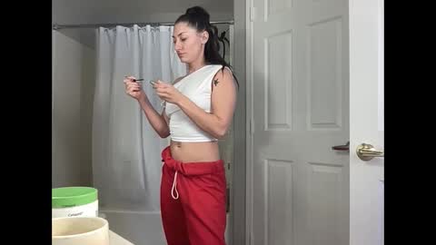 Snapshot of whitneyoc chatting on 10, 1, 2025 iamwhitneyoc online show from 10, 1, 2025