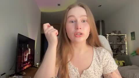 Snapshot of whoisalisa chatting on 15, 2, 2026 Alisa online show from 15, 2, 2026