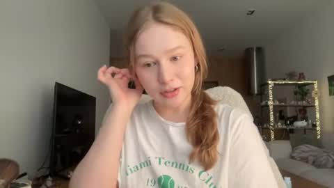 Snapshot of whoisalisa chatting on 20, 6, 2026 Alisa online show from 20, 6, 2026