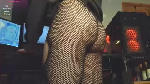 whoknowssss99 online show from 11, 11, 2025