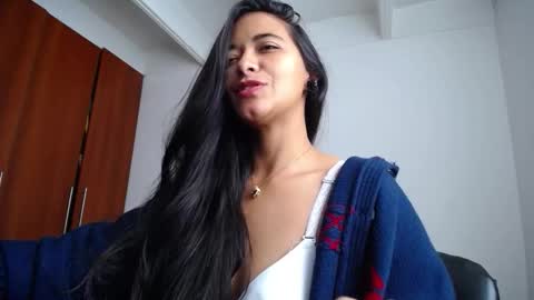 Ilauren online show from 7, 1, 2026