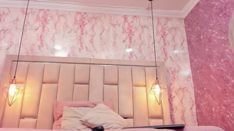 wild_firee_ online show from 21, 12, 2025