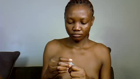 Snapshot of wild_flowerrr chatting on 29, 6, 2026 wifey online show from 29, 6, 2026