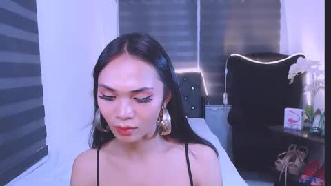 wild lily30 online show from 5, 2, 2025