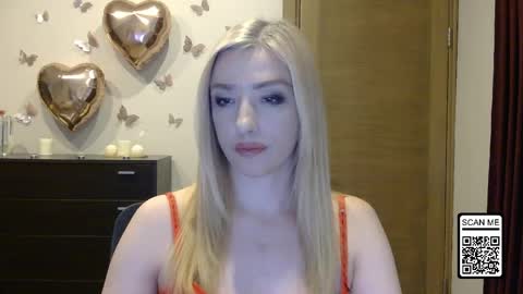 Snapshot of wild_silk_desire chatting on 29, 4, 2026 Alina online show from 29, 4, 2026