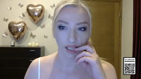 Snapshot of wild_silk_desire chatting on 31, 5, 2026 Alina online show from 31, 5, 2026