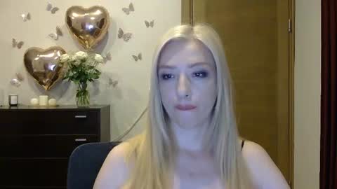 Snapshot of wild_silk_desire chatting on 4, 7, 2026 Alina online show from 4, 7, 2026