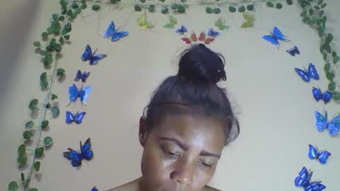 Snapshot of wildah chatting on 8, 5, 2026 wildah online show from 8, 5, 2026