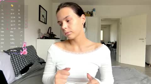 Mia online show from 13, 2, 2026