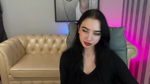 Alena online show from 5, 3, 2025